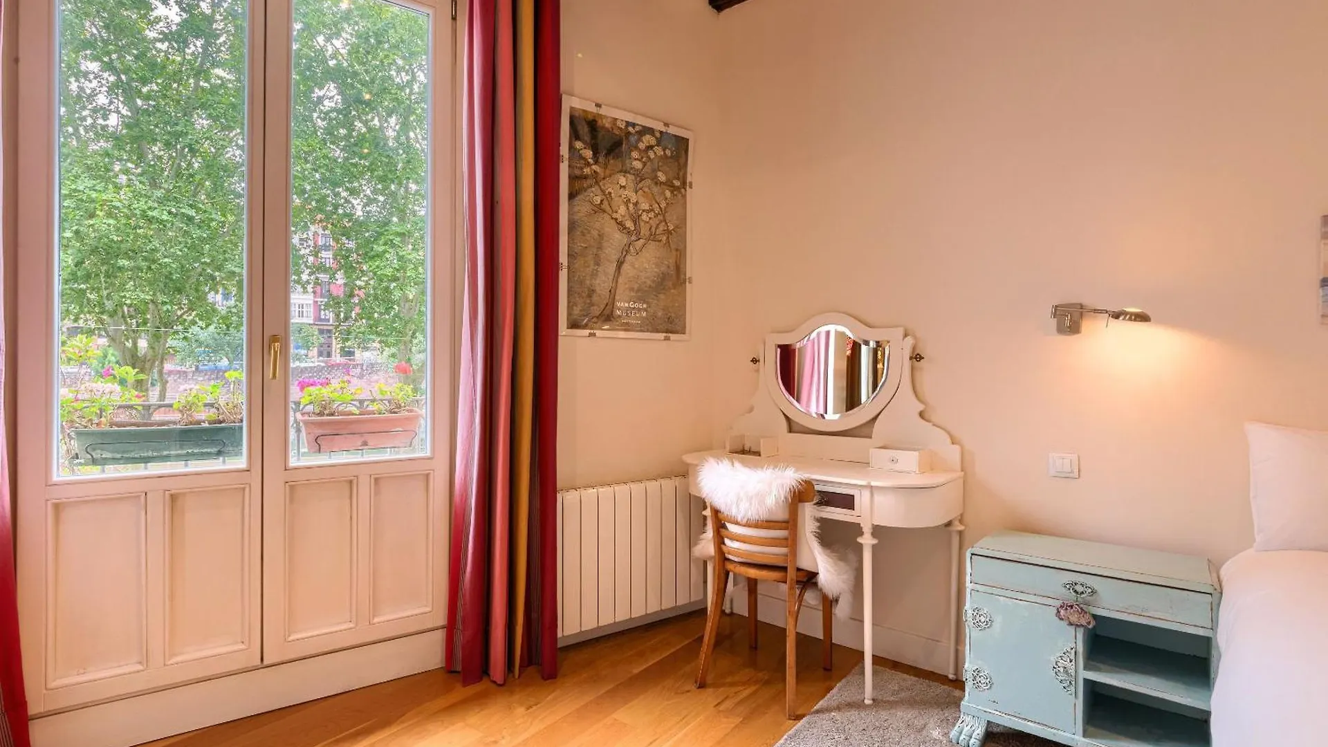 Apartment Ribera Market Old Town By Next Stop Bilbao Spain